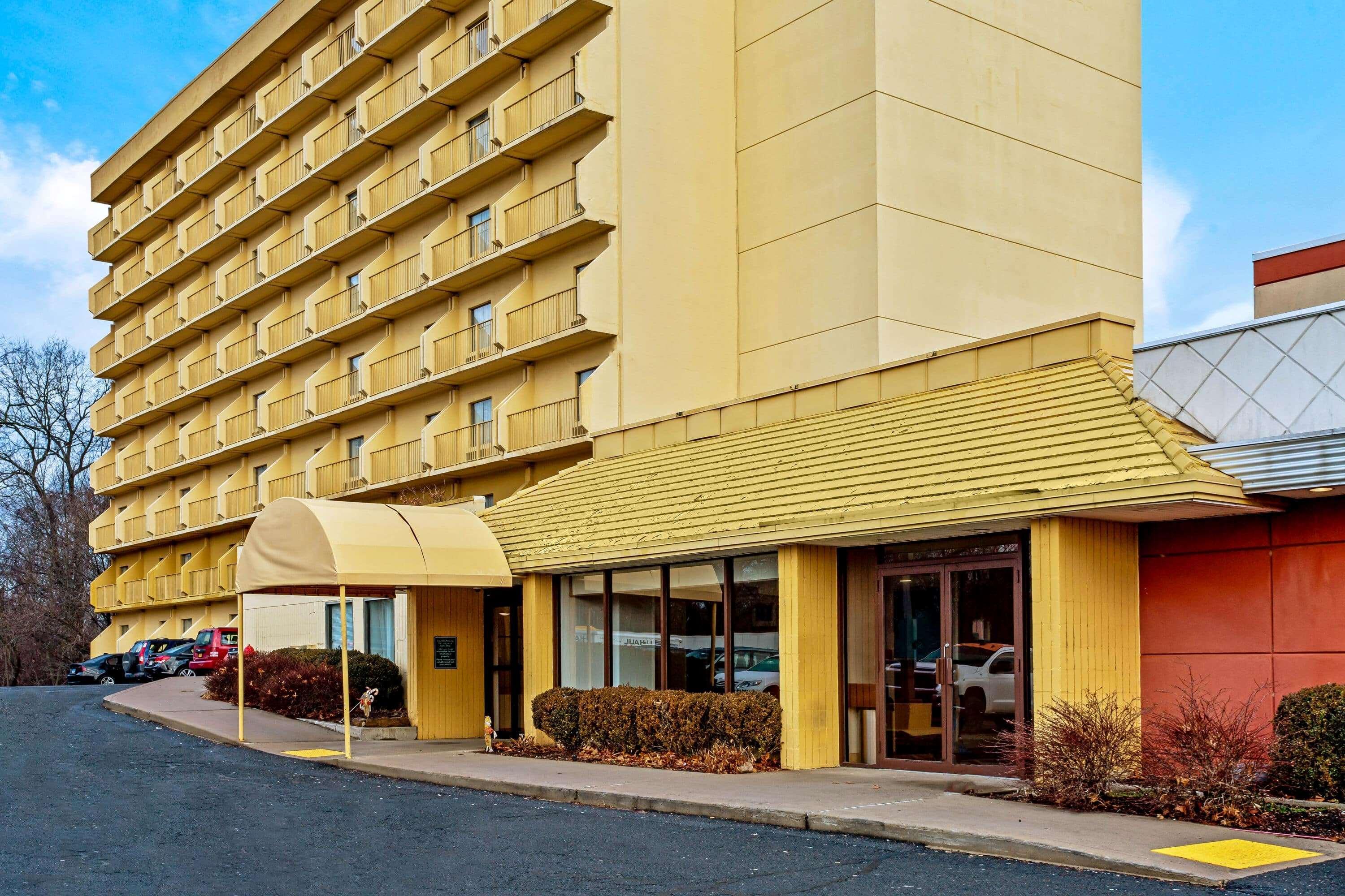 La Quinta By Wyndham Stamford / New York City Extérieur photo